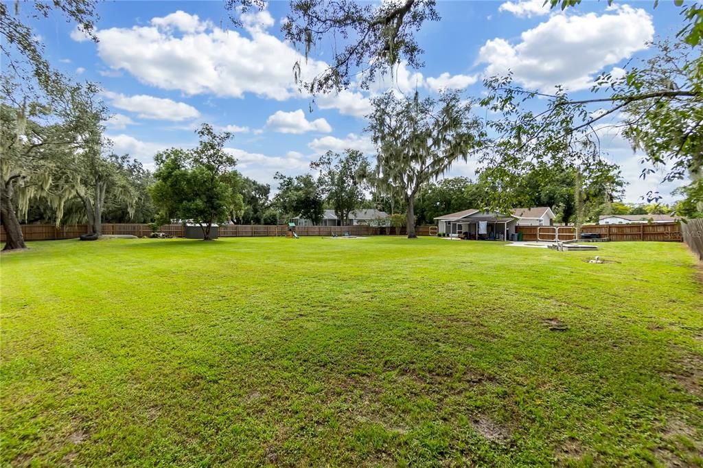 For Sale: $575,000 (4 beds, 2 baths, 2000 Square Feet)