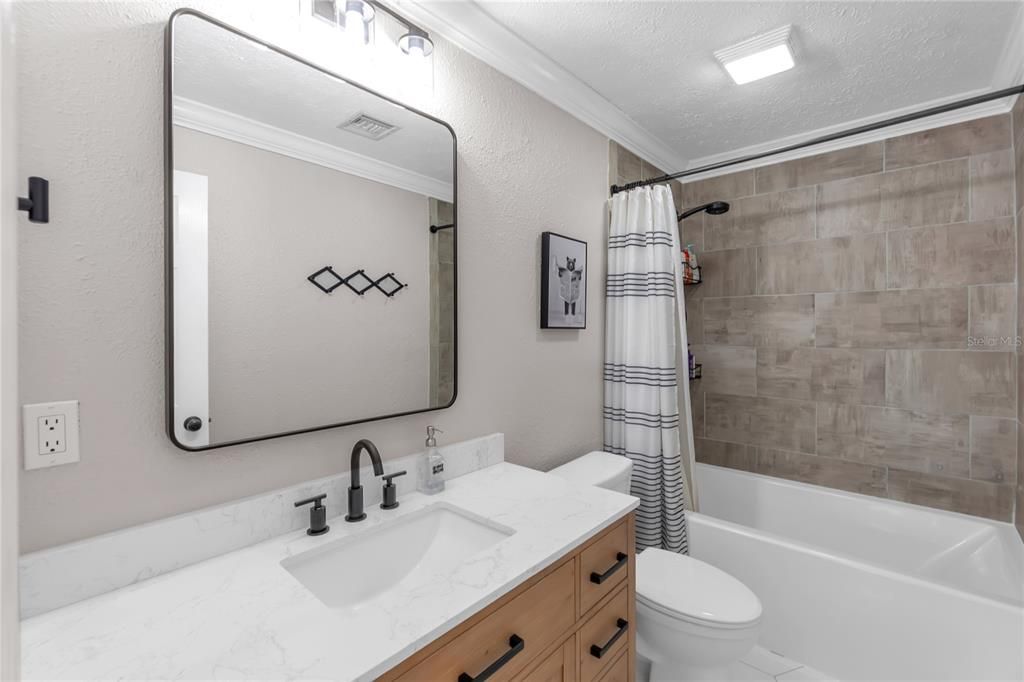 For Sale: $575,000 (4 beds, 2 baths, 2000 Square Feet)