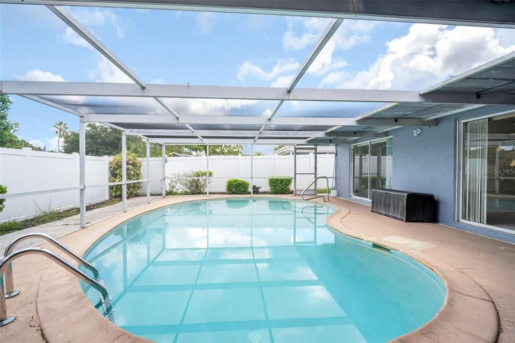 En Venta: $298,000 (3 camas, 2 baños, 1592 Pies cuadrados)