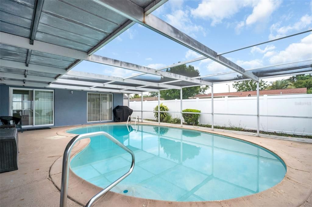 En Venta: $298,000 (3 camas, 2 baños, 1592 Pies cuadrados)