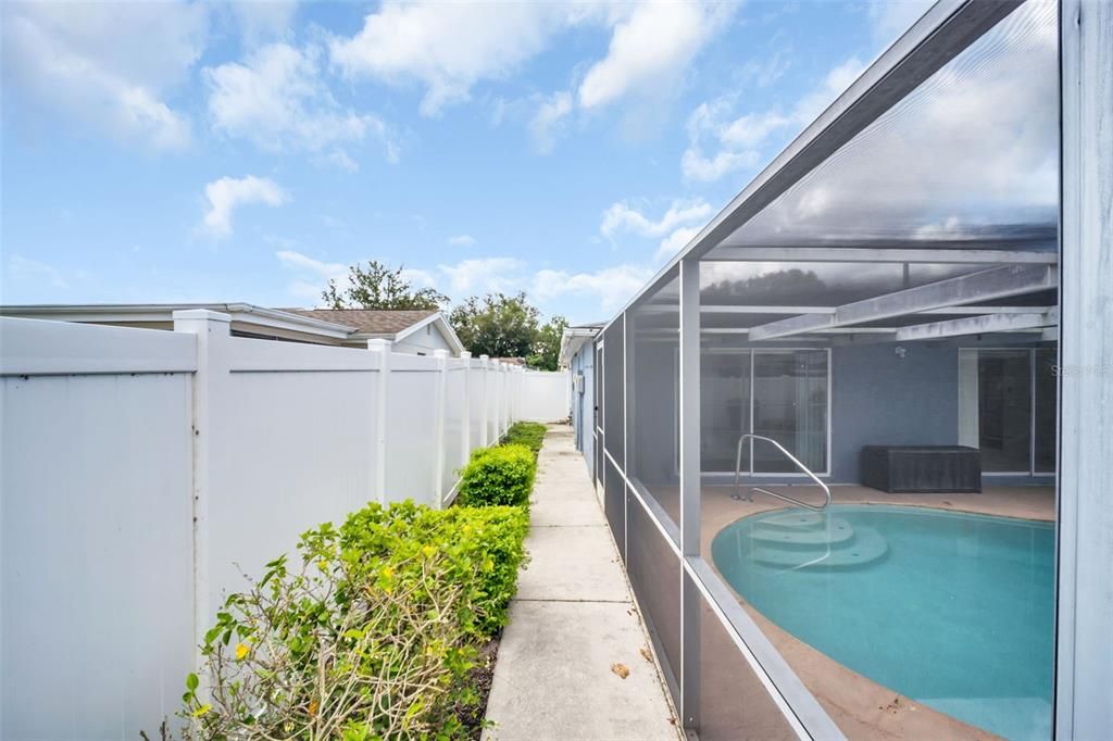En Venta: $298,000 (3 camas, 2 baños, 1592 Pies cuadrados)