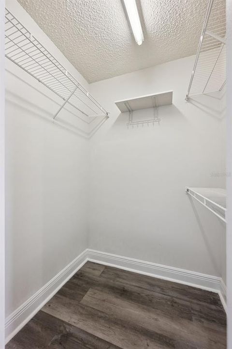 For Sale: $369,900 (3 beds, 2 baths, 1207 Square Feet)