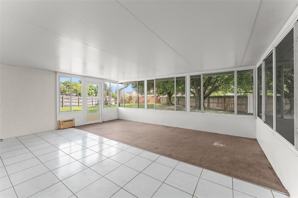 For Sale: $369,000 (3 beds, 2 baths, 1519 Square Feet)