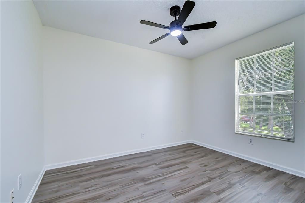 For Sale: $359,900 (3 beds, 2 baths, 1524 Square Feet)