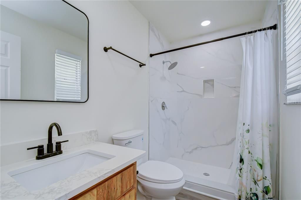 For Sale: $359,900 (3 beds, 2 baths, 1524 Square Feet)
