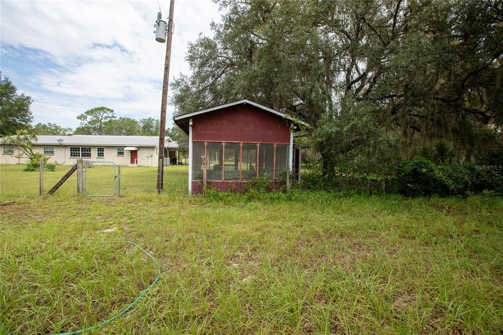 For Sale: $495,000 (3 beds, 3 baths, 1596 Square Feet)