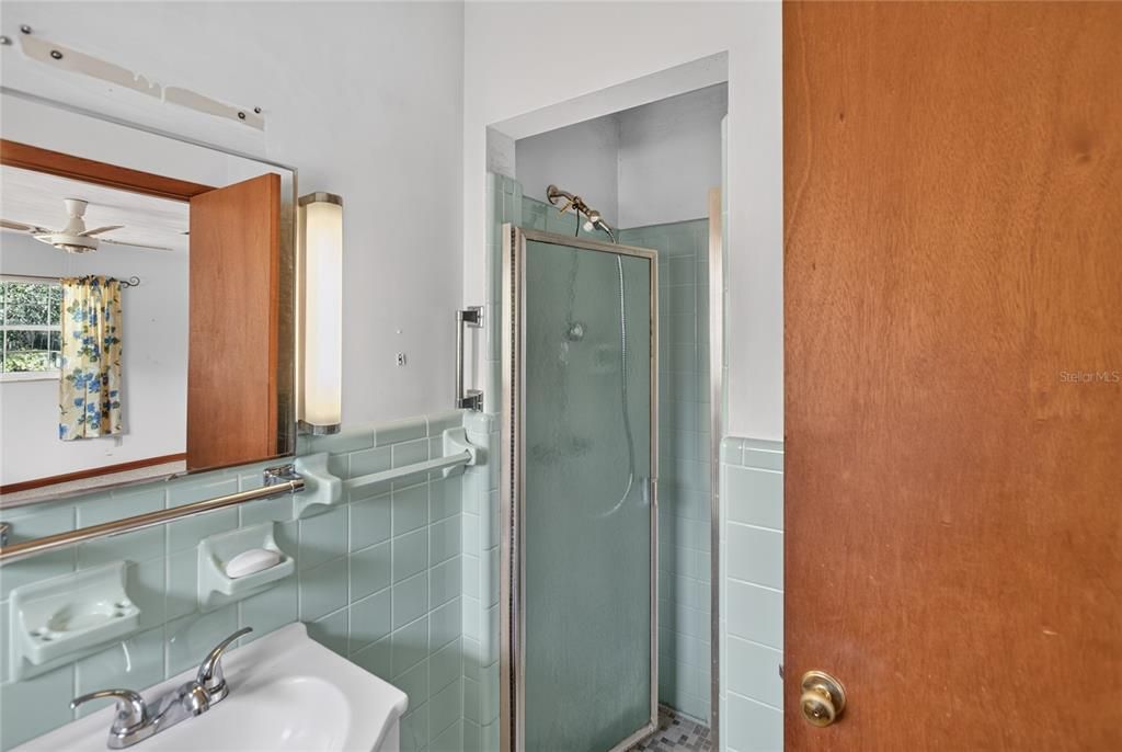 For Sale: $495,000 (3 beds, 3 baths, 1596 Square Feet)