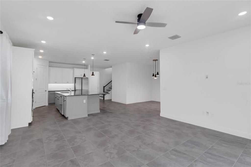 For Rent: $3,500 (4 beds, 4 baths, 2735 Square Feet)