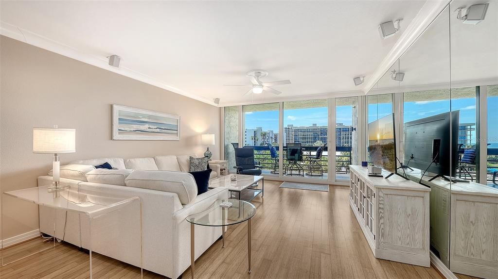 For Sale: $925,000 (2 beds, 2 baths, 1503 Square Feet)