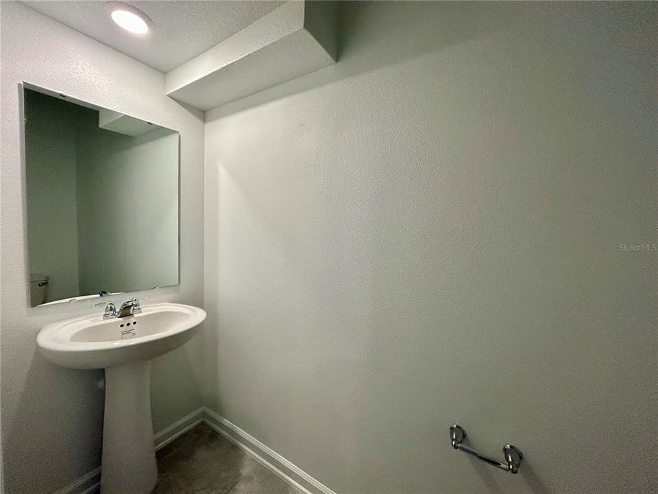 В аренду: $1,900 (3 спален, 2 ванн, 1689 Квадратных фут)