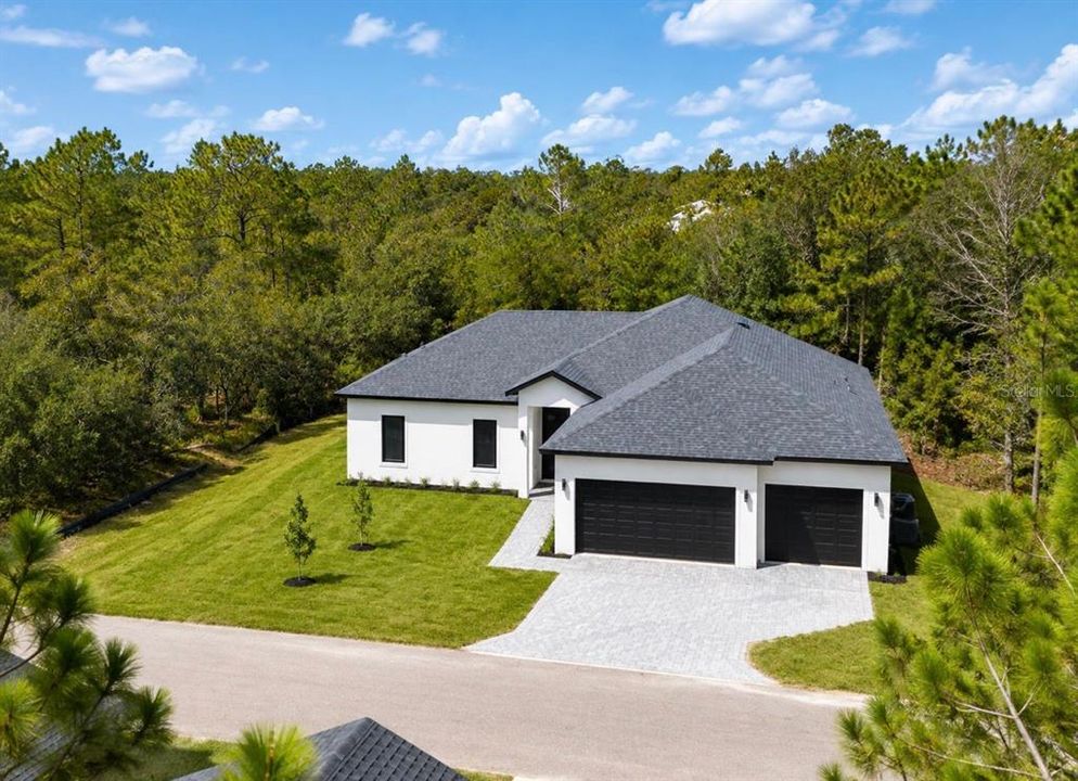 For Sale: $469,000 (4 beds, 3 baths, 1995 Square Feet)