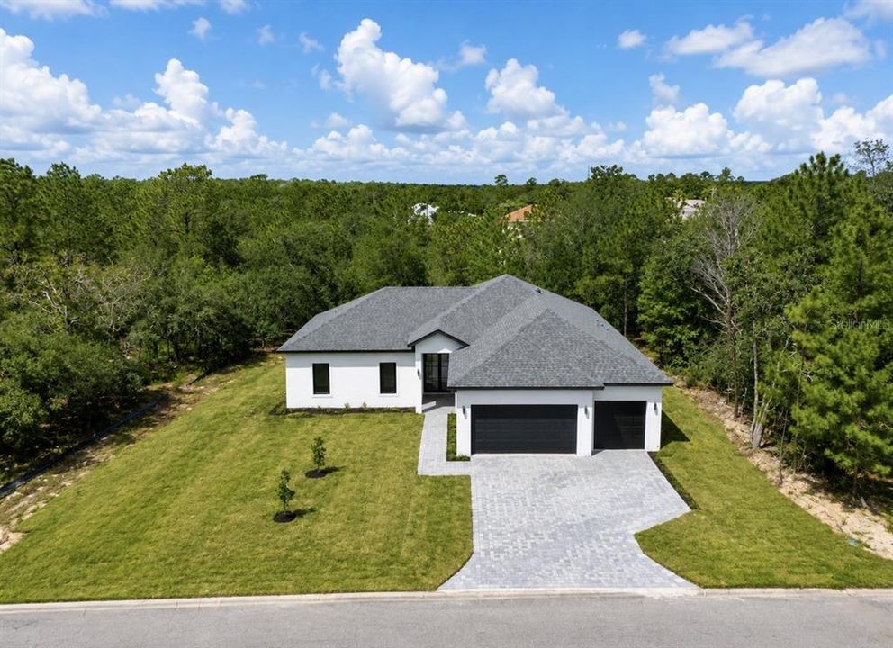 For Sale: $469,000 (4 beds, 3 baths, 1995 Square Feet)