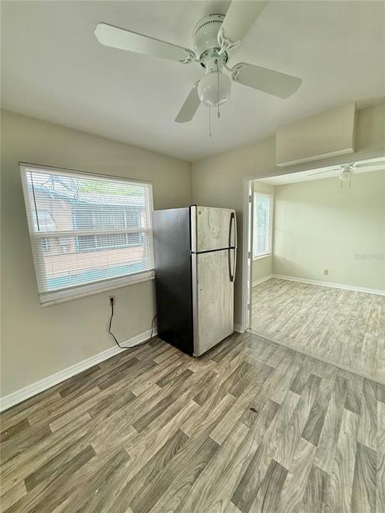 For Rent: $1,850 (2 beds, 1 baths, 792 Square Feet)