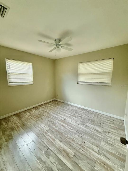 For Rent: $1,850 (2 beds, 1 baths, 792 Square Feet)