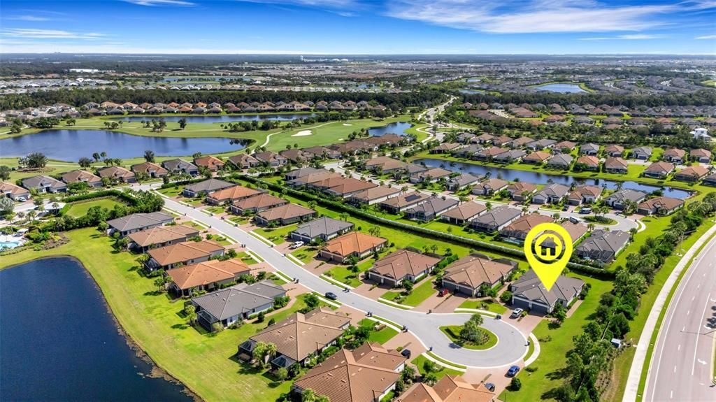 En Venta: $479,974 (2 camas, 2 baños, 1558 Pies cuadrados)
