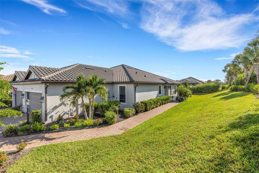 En Venta: $479,974 (2 camas, 2 baños, 1558 Pies cuadrados)