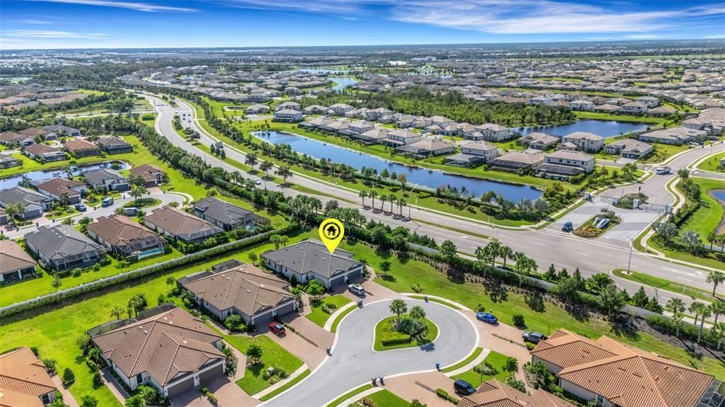 En Venta: $479,974 (2 camas, 2 baños, 1558 Pies cuadrados)