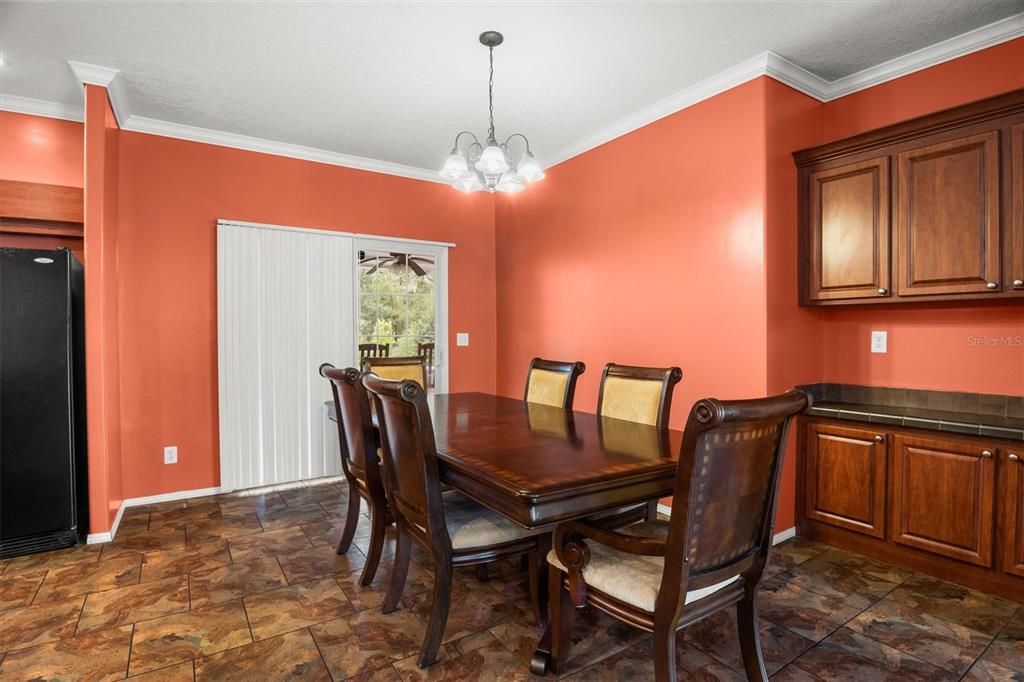 For Sale: $399,000 (3 beds, 2 baths, 2280 Square Feet)