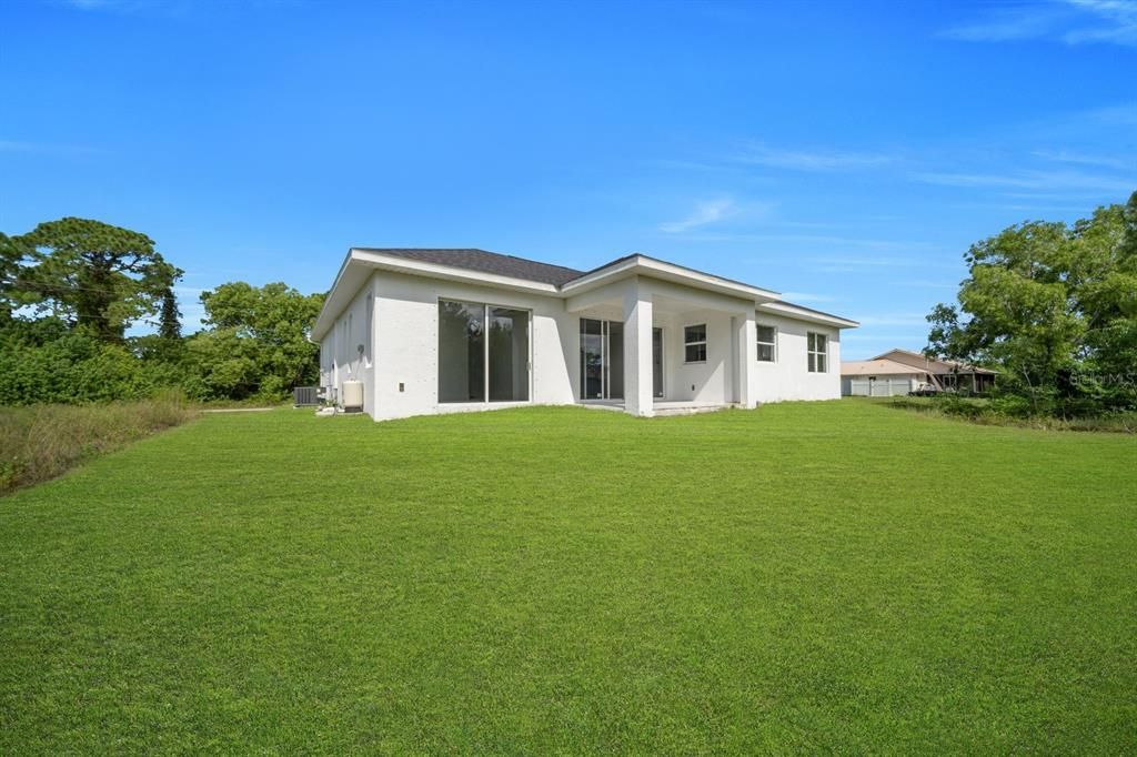 For Sale: $299,900 (3 beds, 2 baths, 1553 Square Feet)