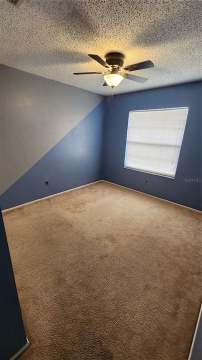 En Renta: $2,750 (3 camas, 2 baños, 1718 Pies cuadrados)