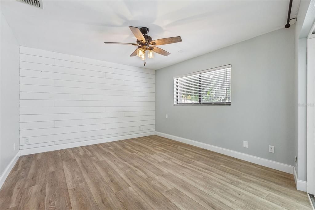 En Venta: $465,900 (2 camas, 2 baños, 1037 Pies cuadrados)