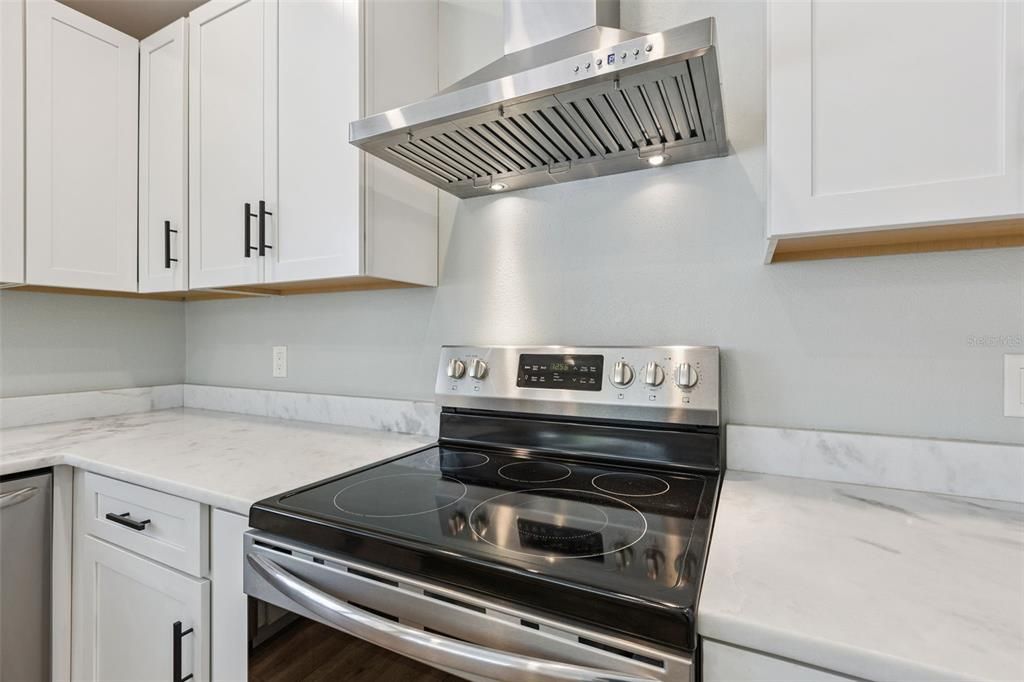 En Venta: $465,900 (2 camas, 2 baños, 1037 Pies cuadrados)