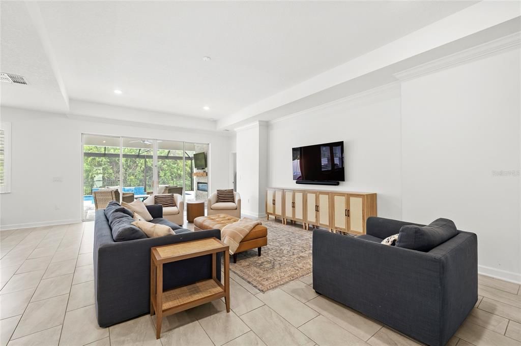 For Sale: $770,000 (4 beds, 3 baths, 2662 Square Feet)