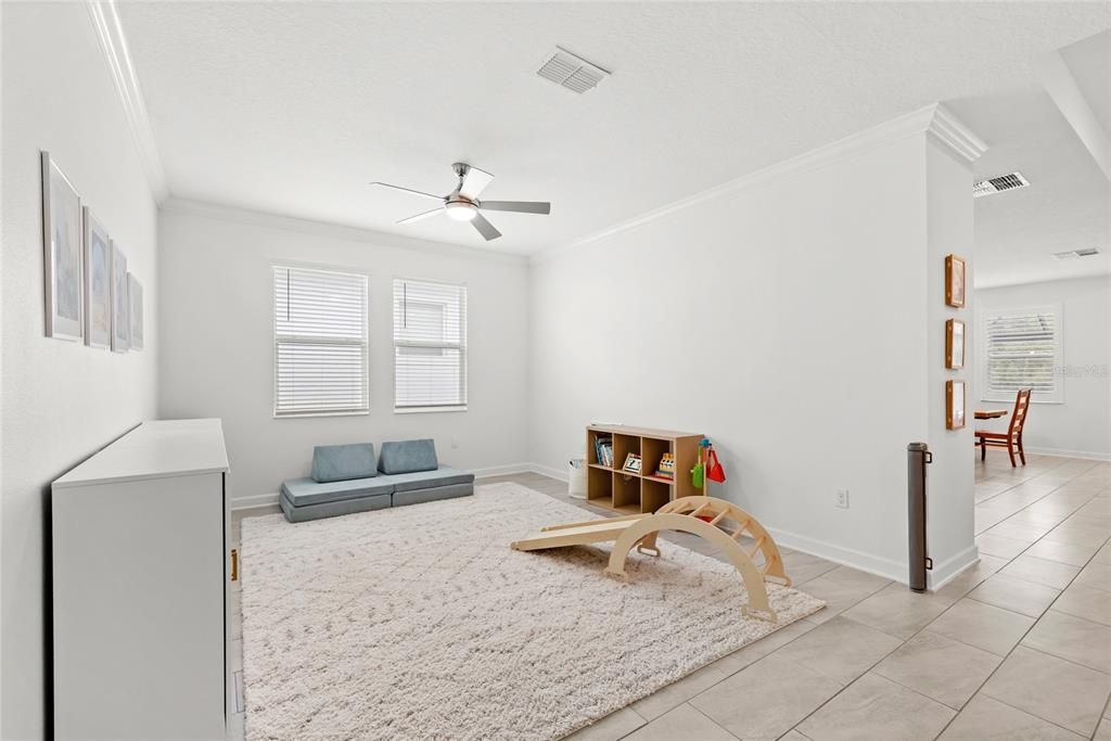 For Sale: $770,000 (4 beds, 3 baths, 2662 Square Feet)