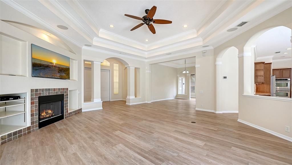 For Sale: $889,000 (3 beds, 3 baths, 3175 Square Feet)