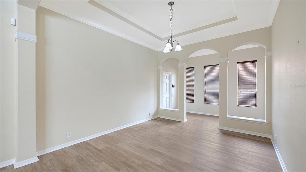 For Sale: $889,000 (3 beds, 3 baths, 3175 Square Feet)