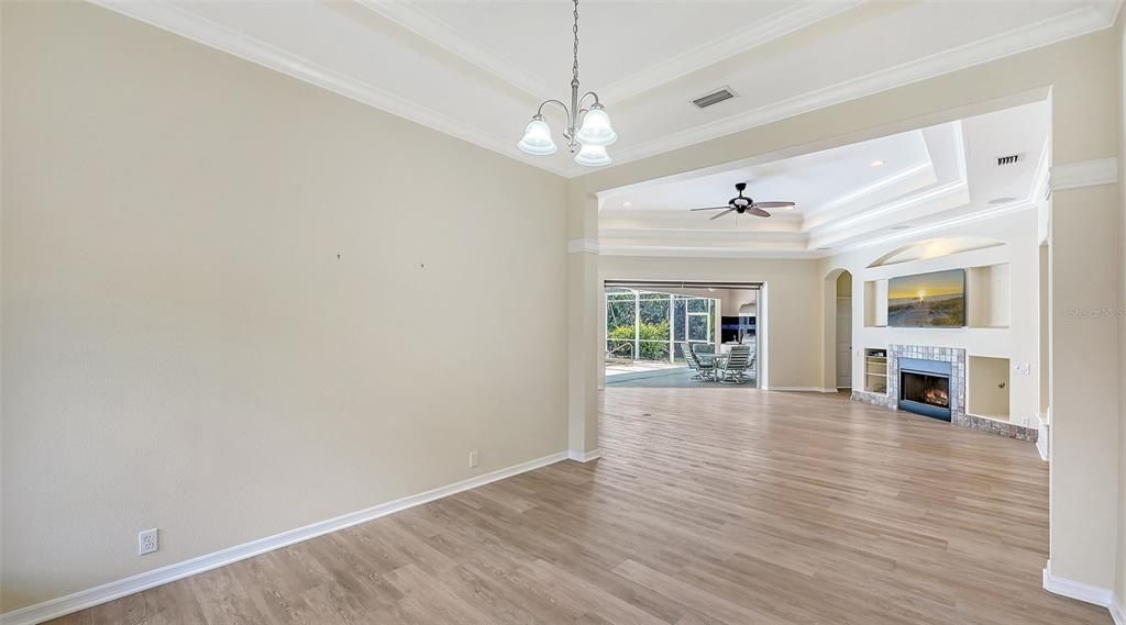 For Sale: $889,000 (3 beds, 3 baths, 3175 Square Feet)