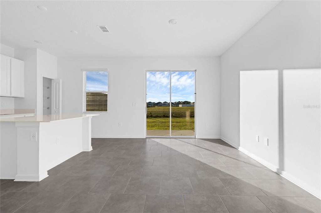 For Sale: $299,000 (3 beds, 2 baths, 1700 Square Feet)