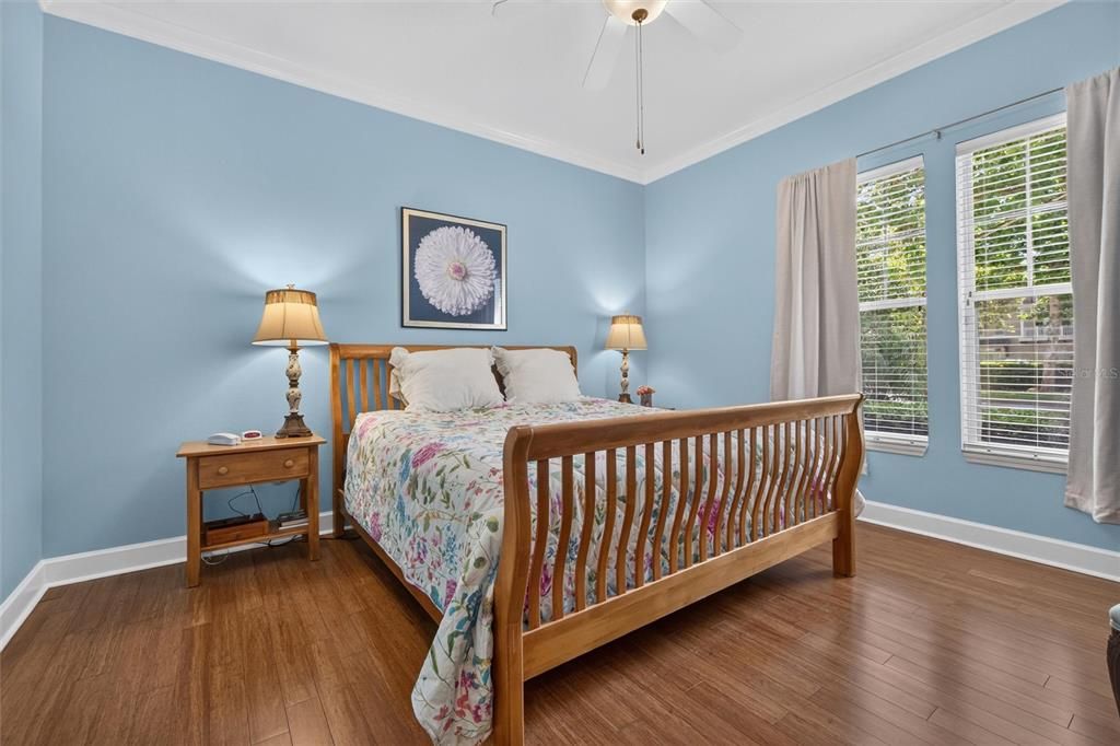 For Sale: $550,000 (3 beds, 2 baths, 2136 Square Feet)