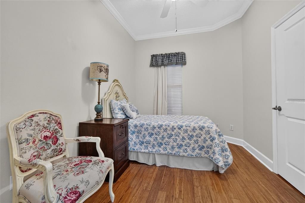 For Sale: $550,000 (3 beds, 2 baths, 2136 Square Feet)