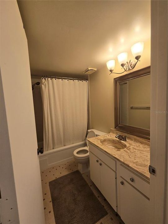 В аренду: $2,995 (2 спален, 2 ванн, 1036 Квадратных фут)