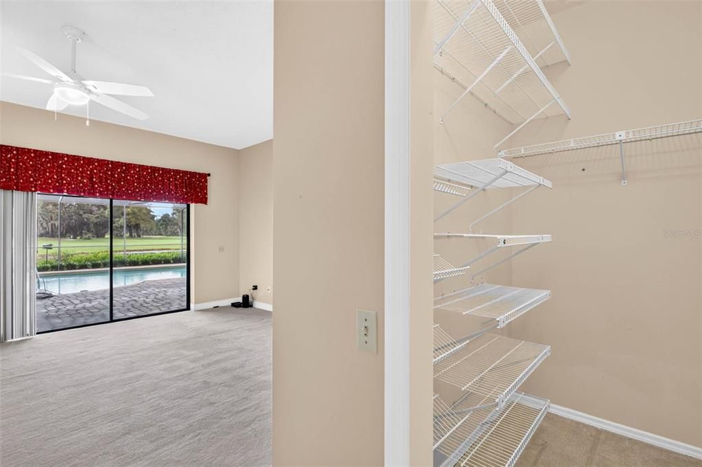 En Venta: $735,000 (5 camas, 4 baños, 3460 Pies cuadrados)