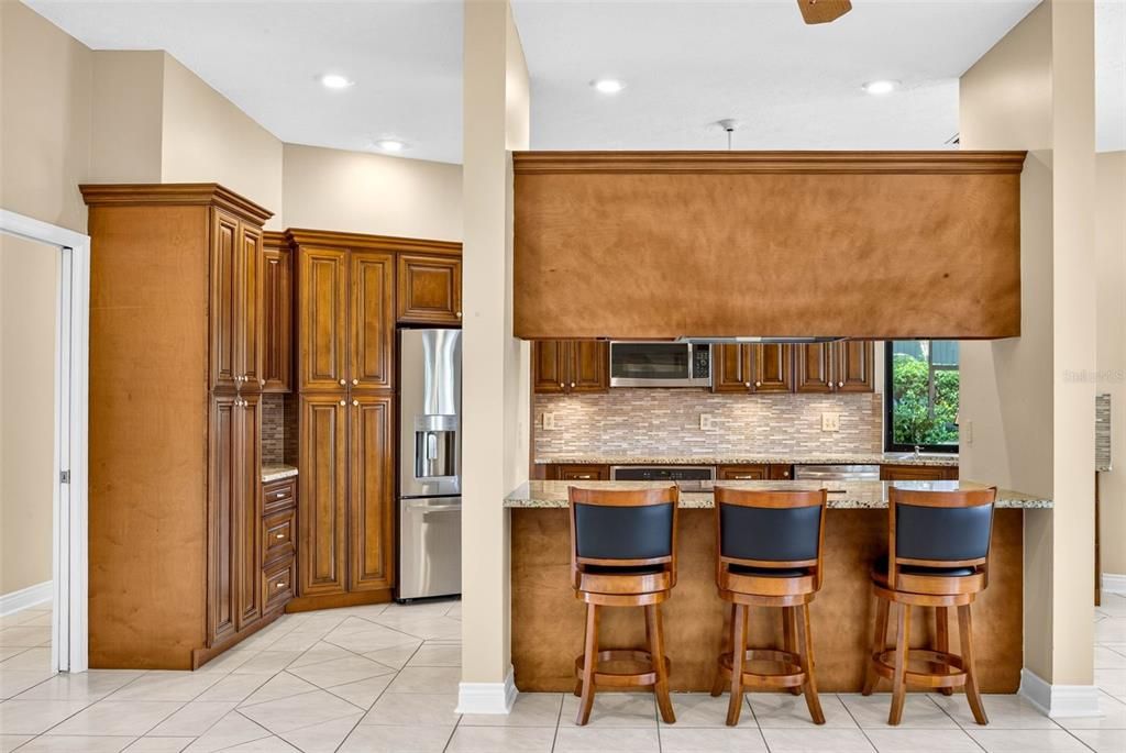 En Venta: $735,000 (5 camas, 4 baños, 3460 Pies cuadrados)