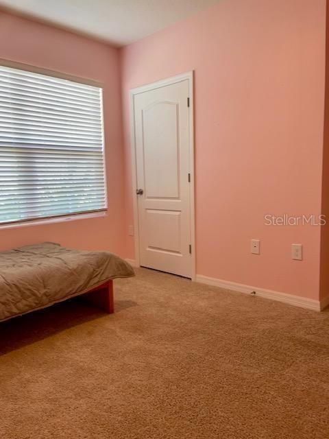 En Venta: $330,000 (4 camas, 2 baños, 1851 Pies cuadrados)