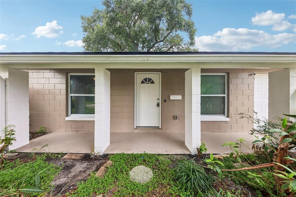 For Sale: $325,000 (3 beds, 1 baths, 1157 Square Feet)