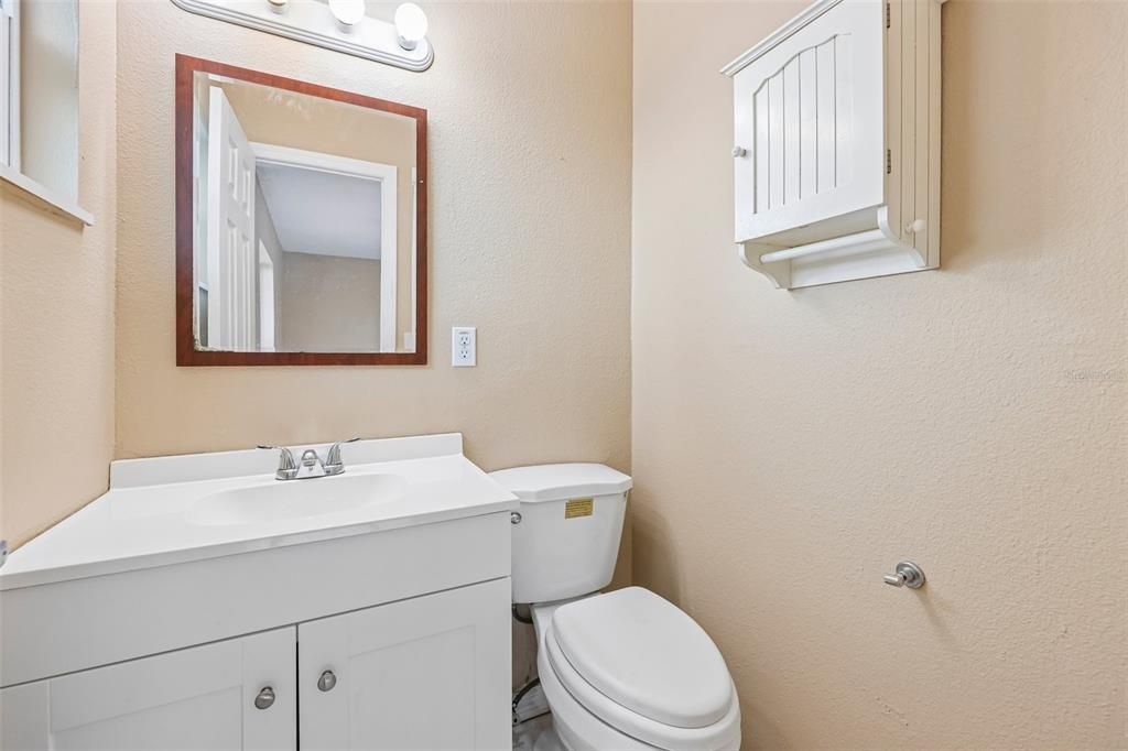 For Sale: $325,000 (3 beds, 1 baths, 1157 Square Feet)