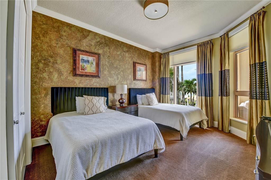 В аренду: $15,000 (3 спален, 2 ванн, 1857 Квадратных фут)
