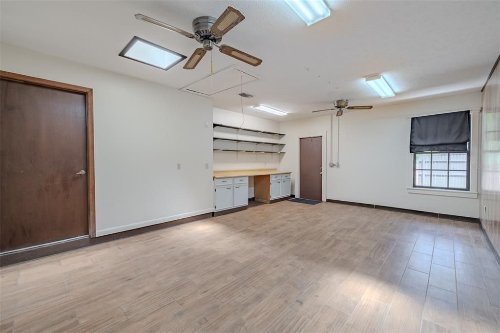 В аренду: $2,600 (4 спален, 3 ванн, 2402 Квадратных фут)