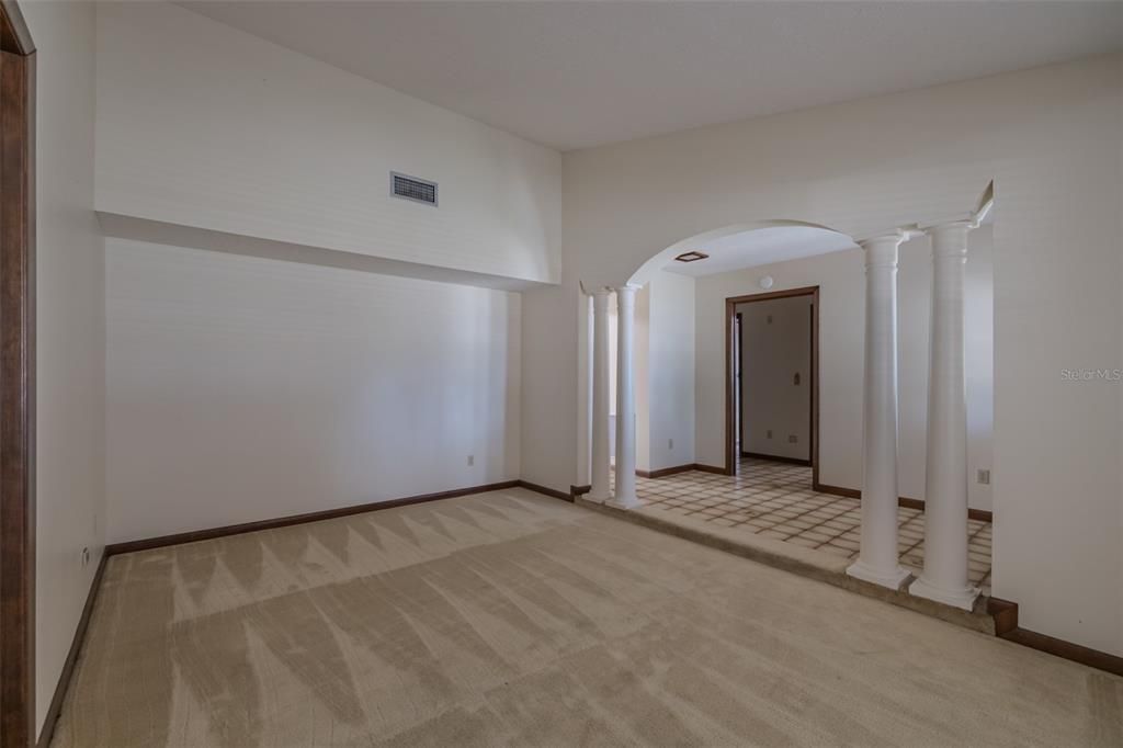 В аренду: $2,600 (4 спален, 3 ванн, 2402 Квадратных фут)