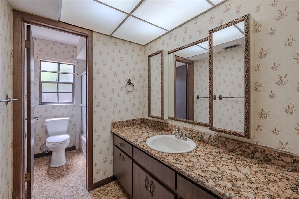 В аренду: $2,600 (4 спален, 3 ванн, 2402 Квадратных фут)