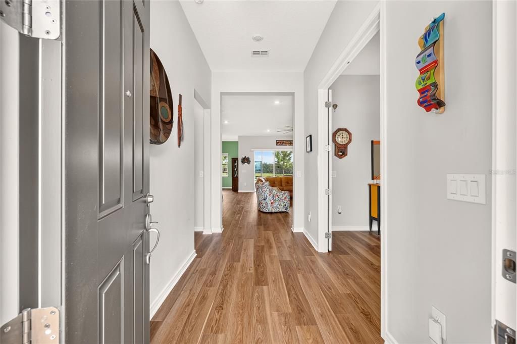 En Venta: $639,000 (3 camas, 3 baños, 2514 Pies cuadrados)