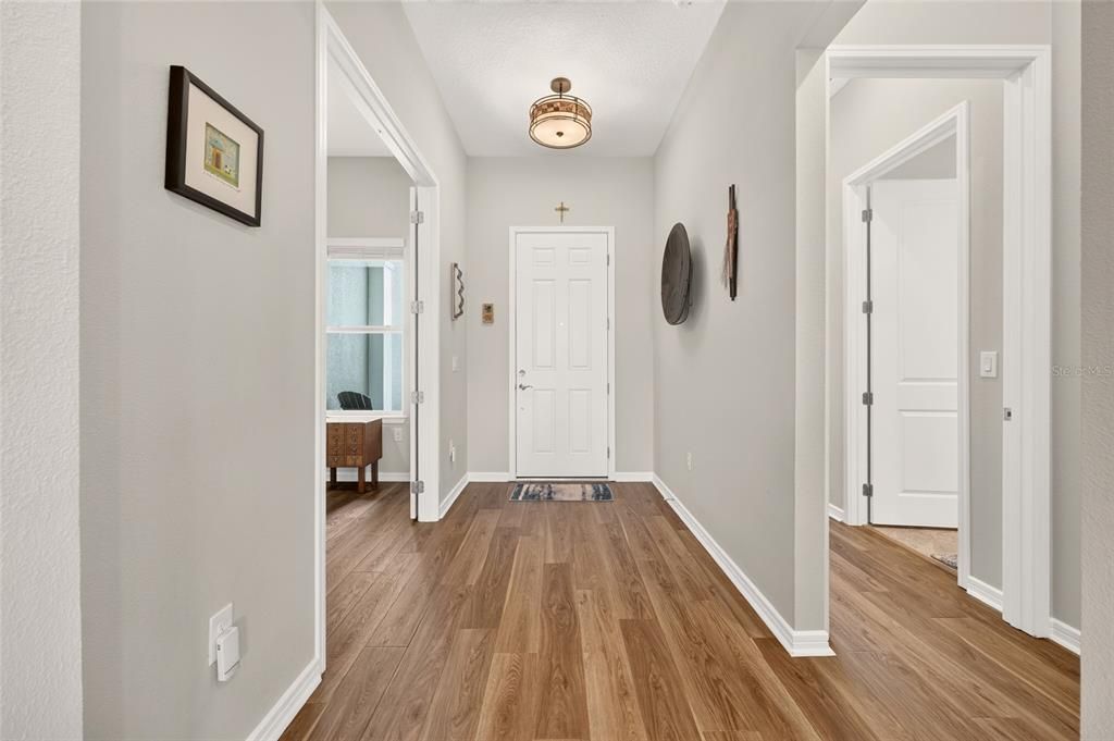 En Venta: $639,000 (3 camas, 3 baños, 2514 Pies cuadrados)