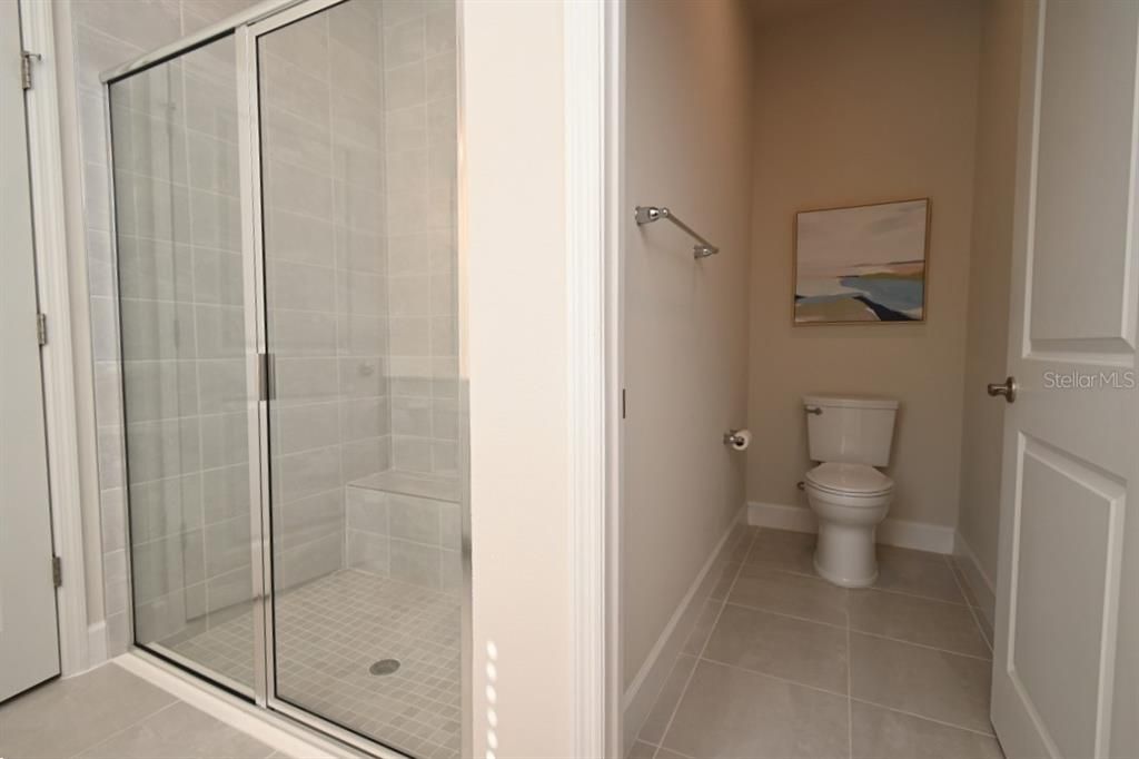 En Venta: $399,900 (3 camas, 2 baños, 2017 Pies cuadrados)