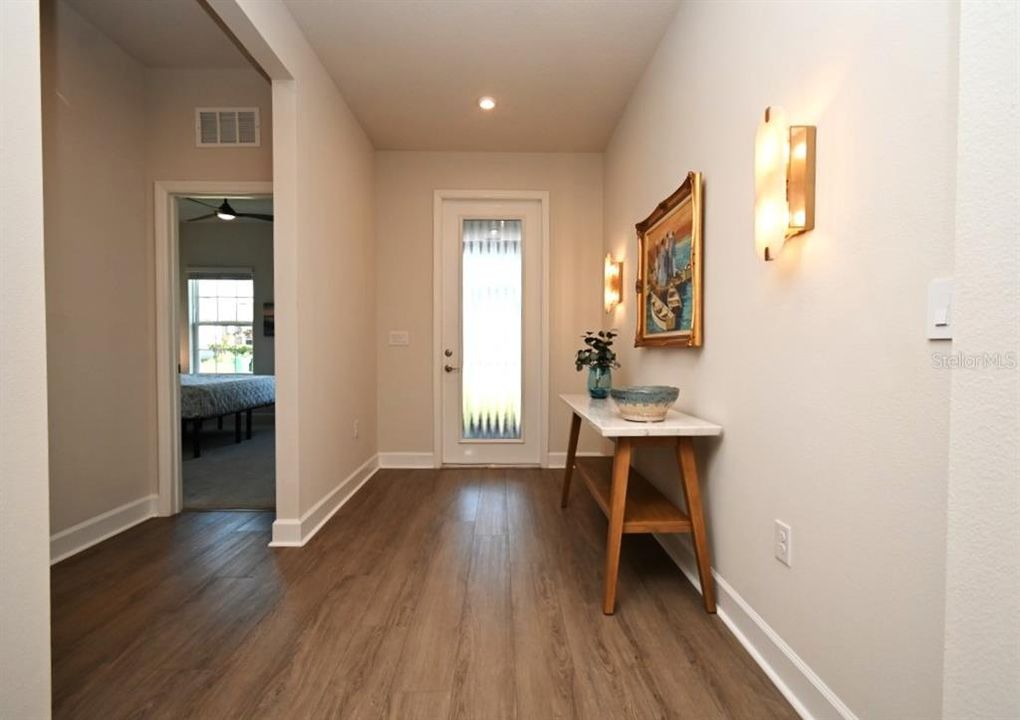 En Venta: $399,900 (3 camas, 2 baños, 2017 Pies cuadrados)