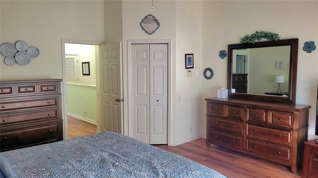 En Venta: $325,000 (2 camas, 2 baños, 1269 Pies cuadrados)