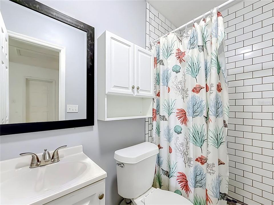 For Sale: $239,000 (2 beds, 2 baths, 1130 Square Feet)